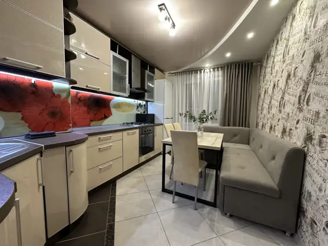 Богатырева, 27