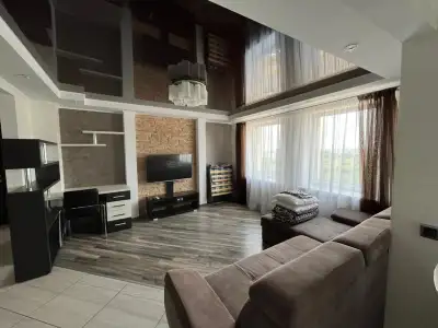 Пр.Дзержинского д.115