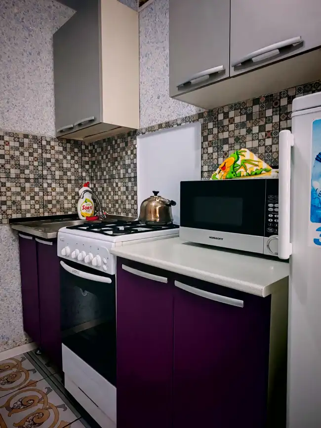 Молодёжная 24