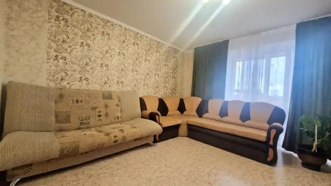 Рощинская 10