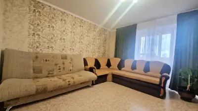 Рощинская 10