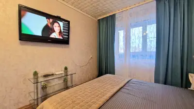 Народного ополчения 18