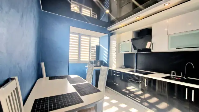 Карповича 21