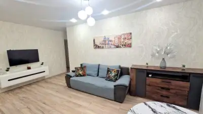 Проспект победы 12а