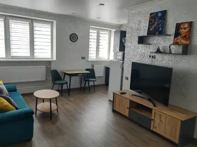 Октябрьская 136