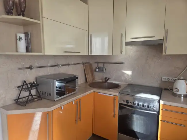 Пр. Пушкина,64