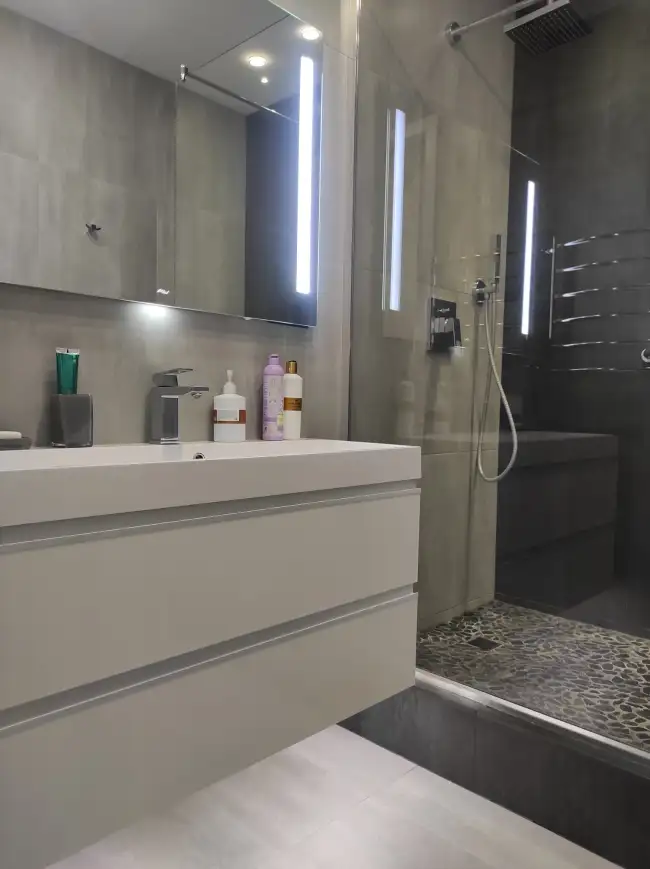 ул.Ровецкая 8