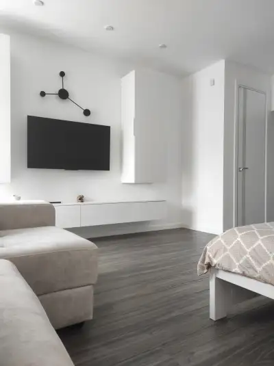 ул.Ровецкая 8