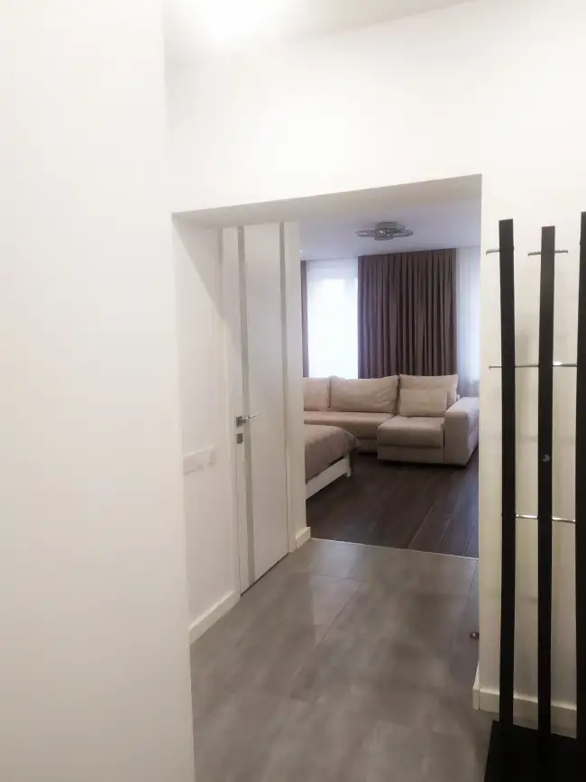 ул.Ровецкая 8