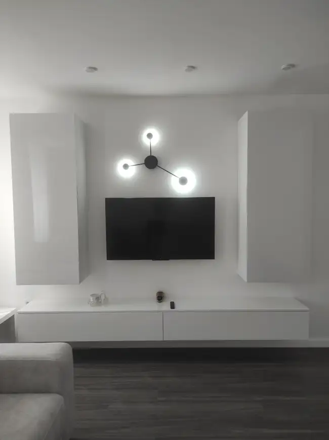 ул.Ровецкая 8