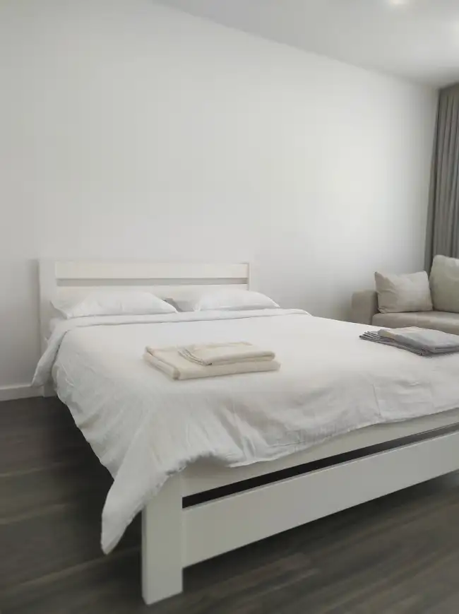 ул.Ровецкая 8