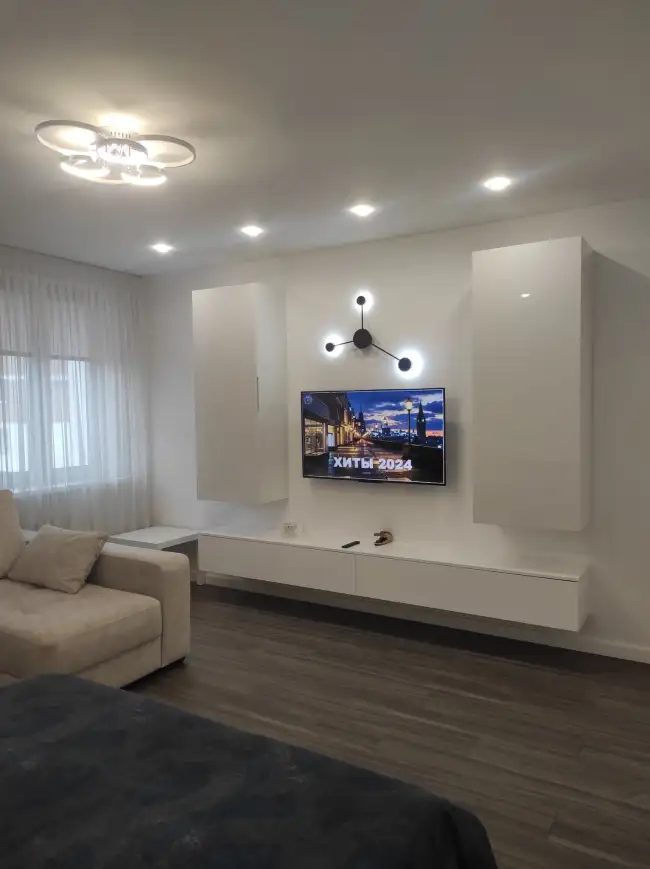 ул.Ровецкая 8