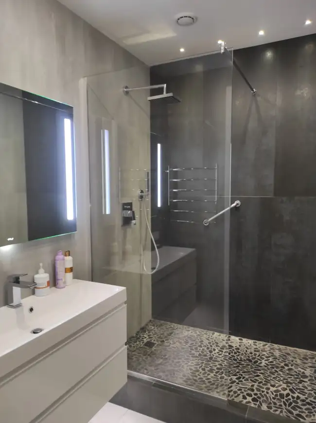 ул.Ровецкая 8