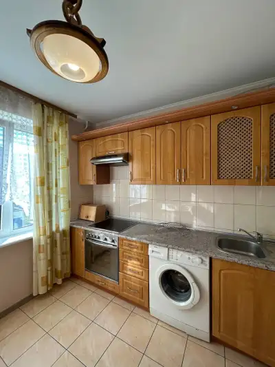 Брест, Октябрьской Революции, 3