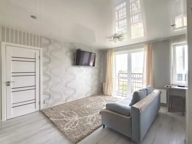 ул. Докутовича 45