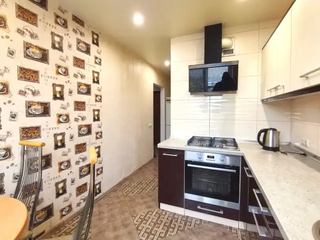 Гомель, ул. Юбилейная 6