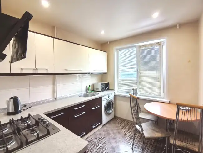 Гомель, ул. Юбилейная 6