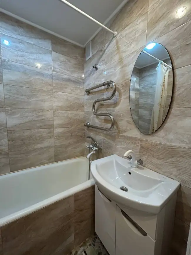 Жодино, 50 лет октября, 23