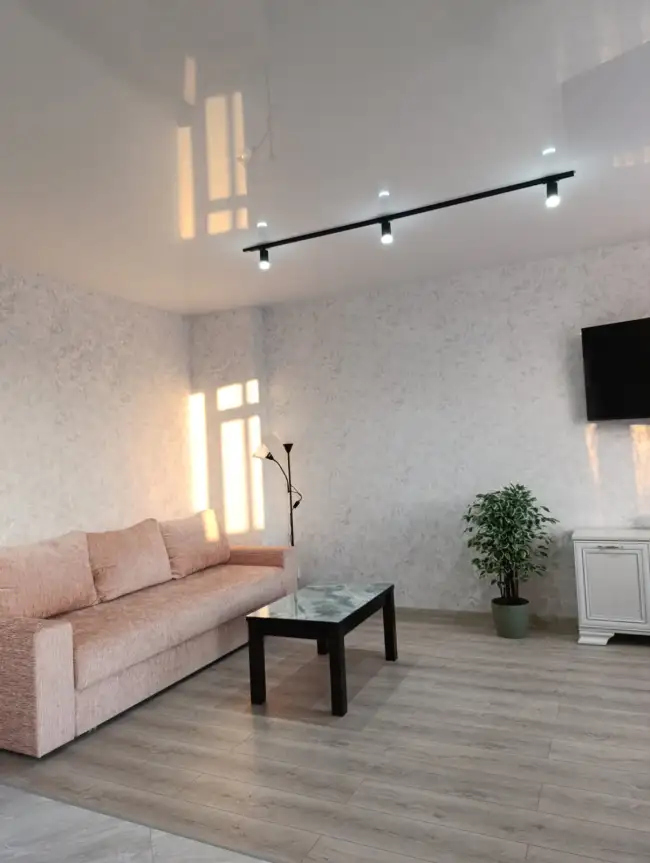 Советских пограничников 57