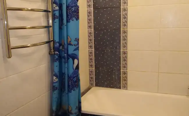 Краснознаменная 9/2