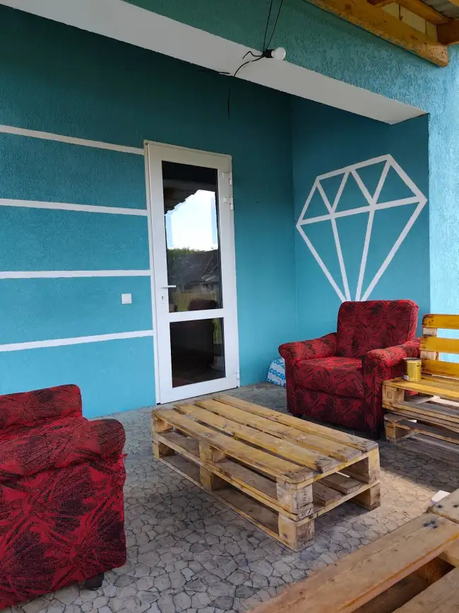 Углянская 24