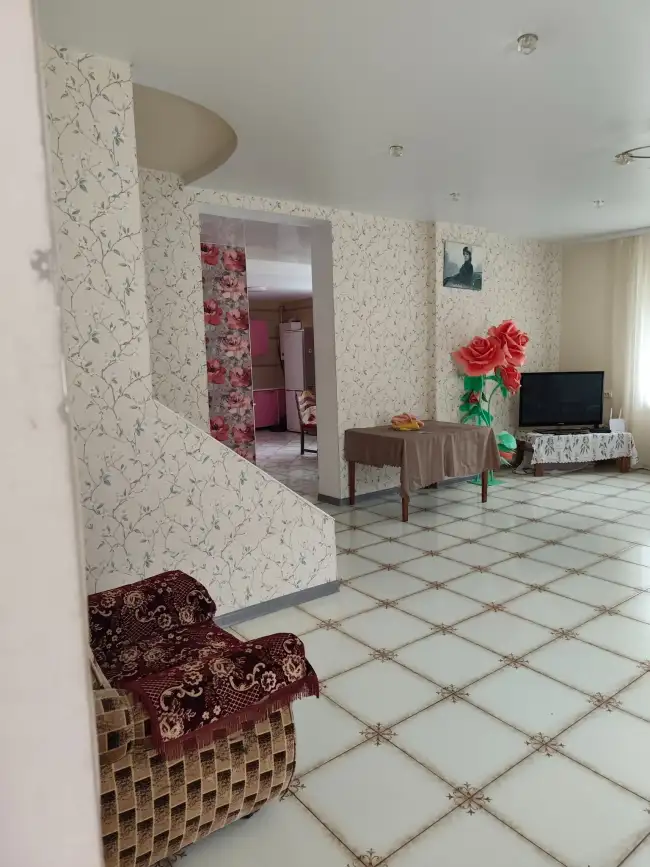 Углянская 24