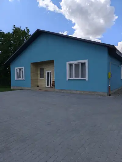 Углянская 24