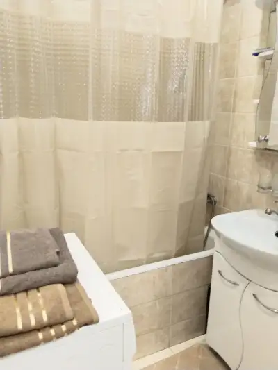 Фроликова 5