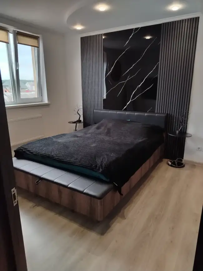 Гагарина 25
