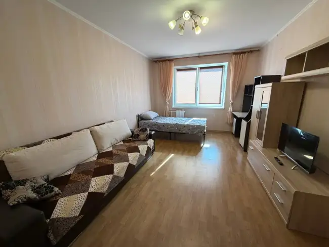 Янки Купалы, 84