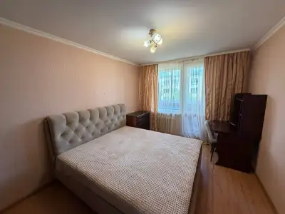 Гагарина, 22