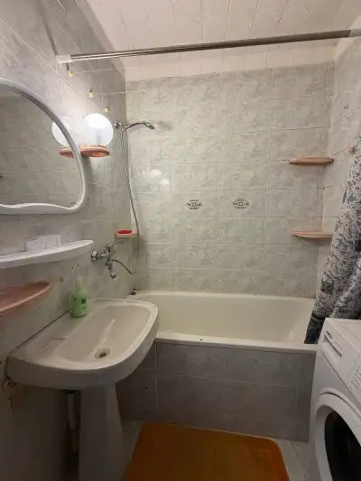 Гагарина, 22