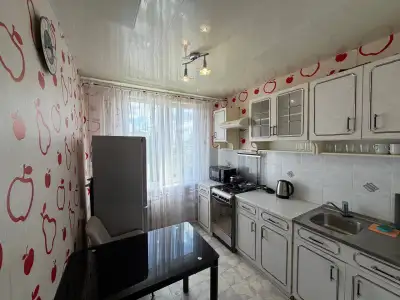 Гагарина, 22