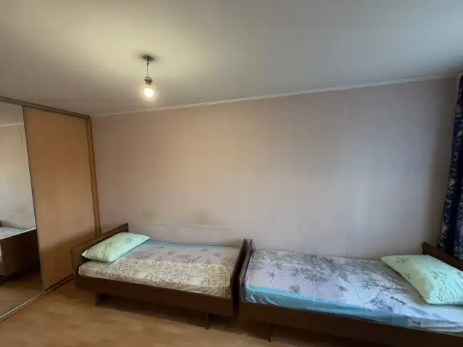 Брестская, 87