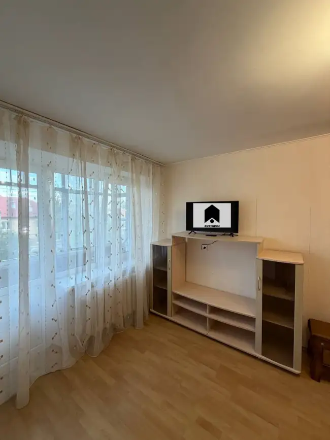 Брестская, 87