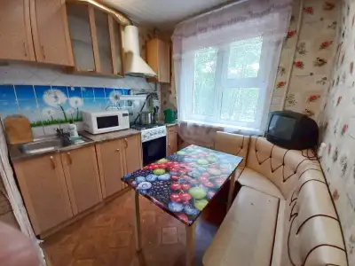 50 лет октября, 22