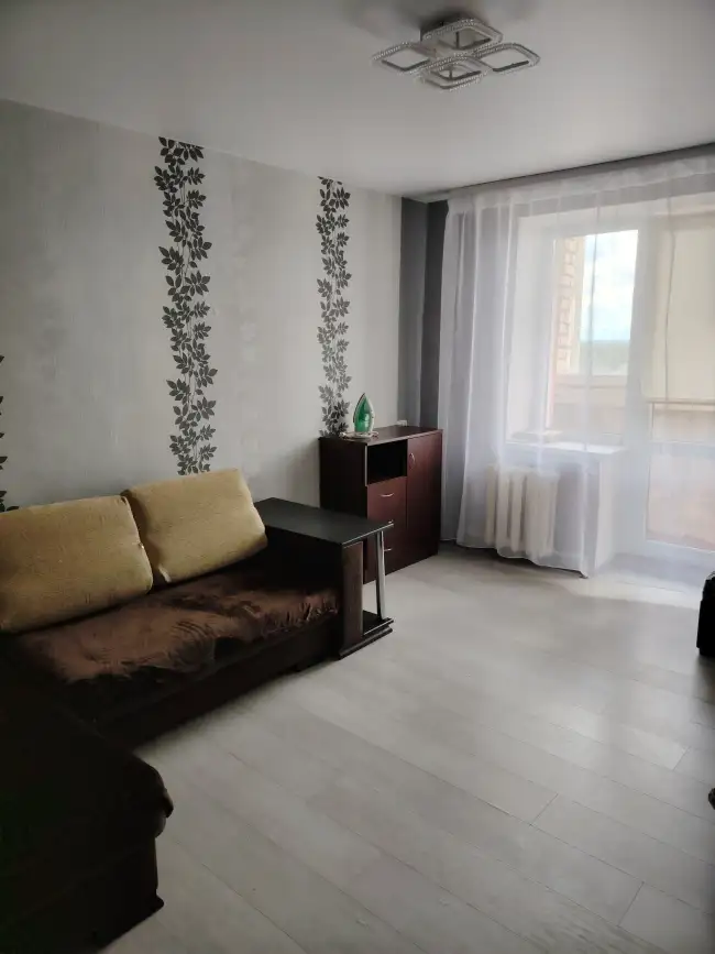 Гагарина 12/1