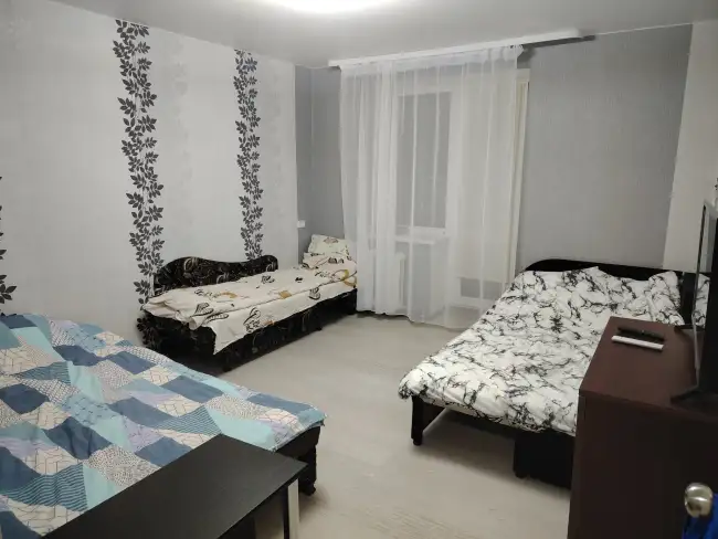 Гагарина 12/1