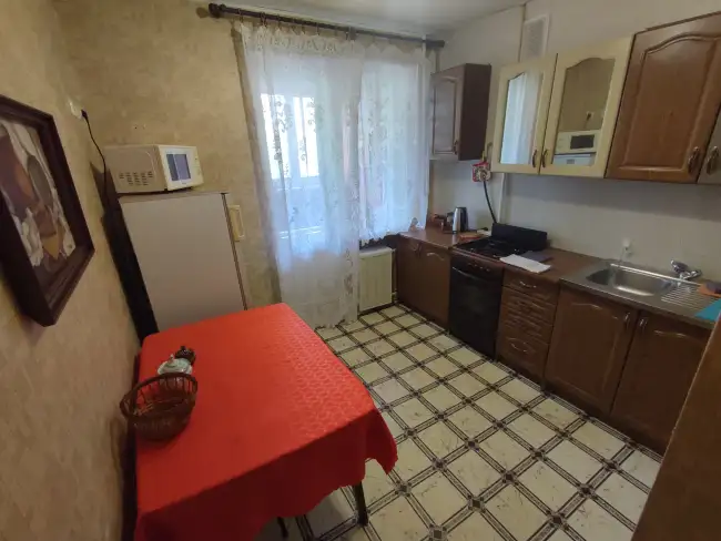 Гагарина, 9