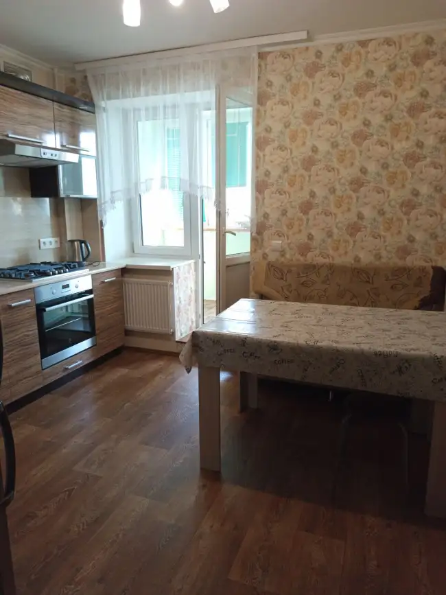 г.Брест ул Воровскго 27 кв 27
