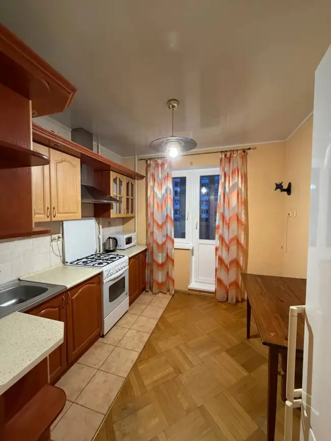 Проспект Янки Купалы, 84