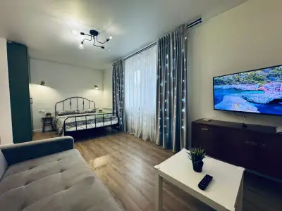 Парижской коммуны 14