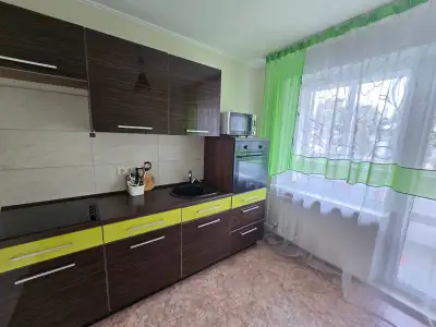 Бульвар Шахтеров 11
